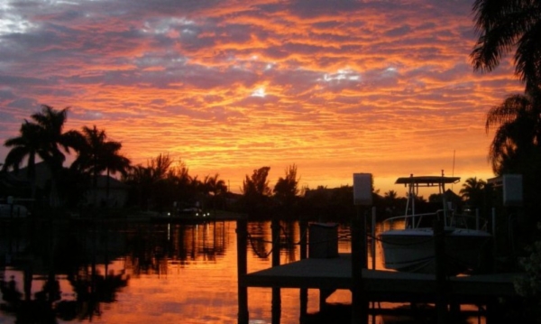 Canal_Sunset_cropped___photo_courtesy_of_Jeanette_Chupack